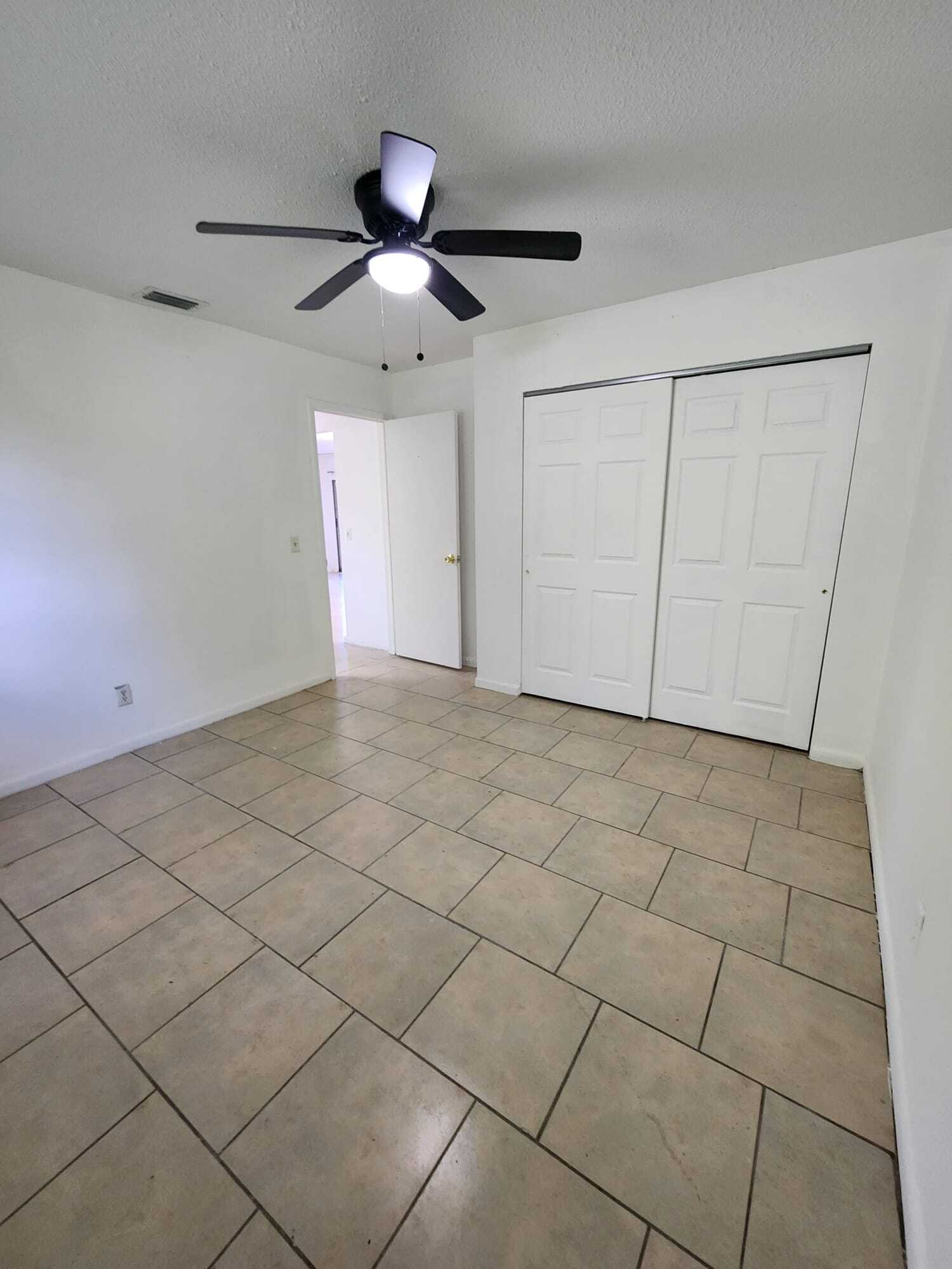 Building Photo - 2332 Achilles St