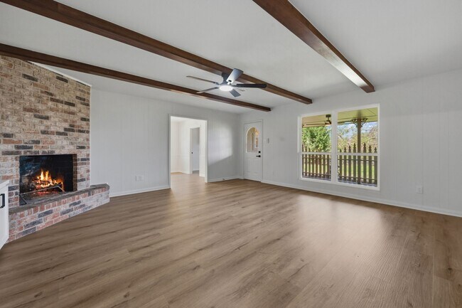 Building Photo - 210 Ridgemont Dr