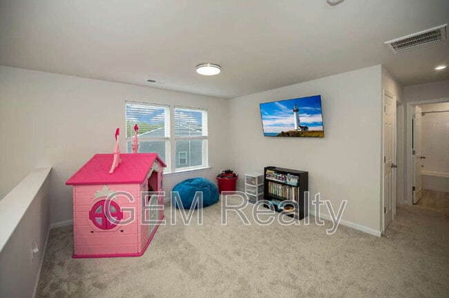 Building Photo - 6259 Bobcat Ln