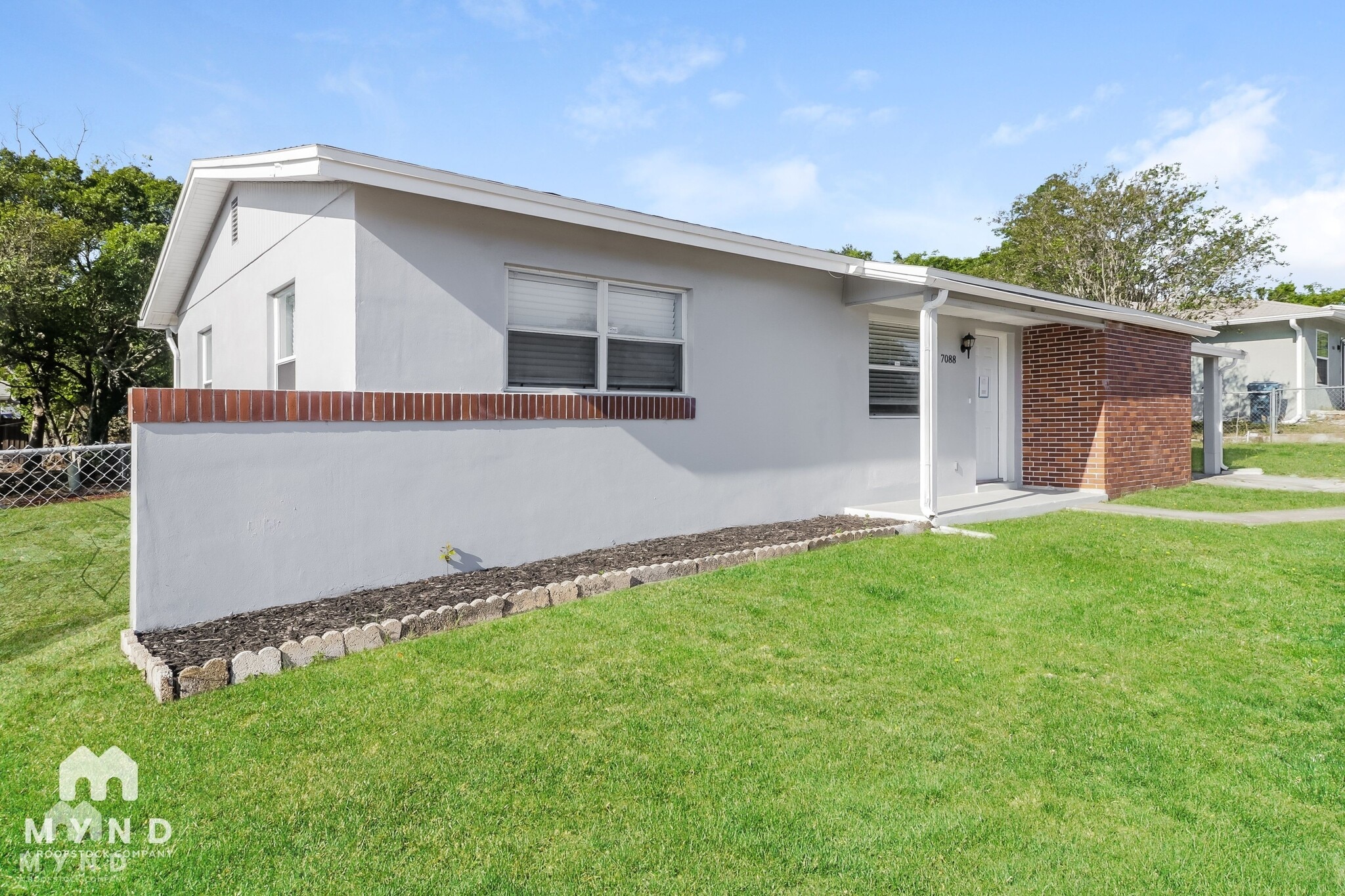 Building Photo - 7088 Spring Hill Dr