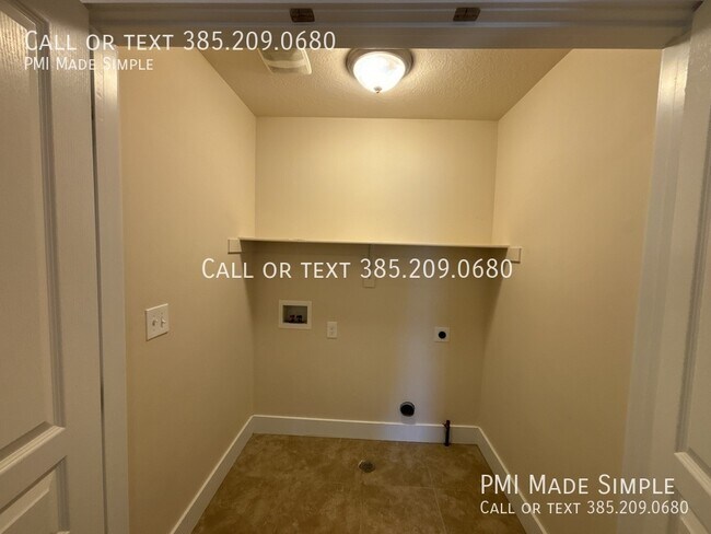 Building Photo - 126 W 3430