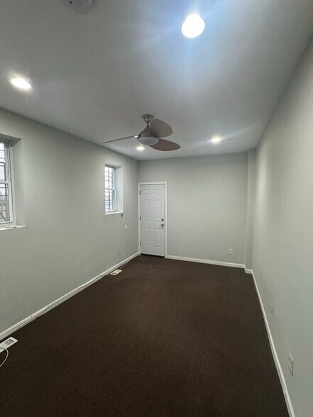 Building Photo - 604 N Fulton Ave