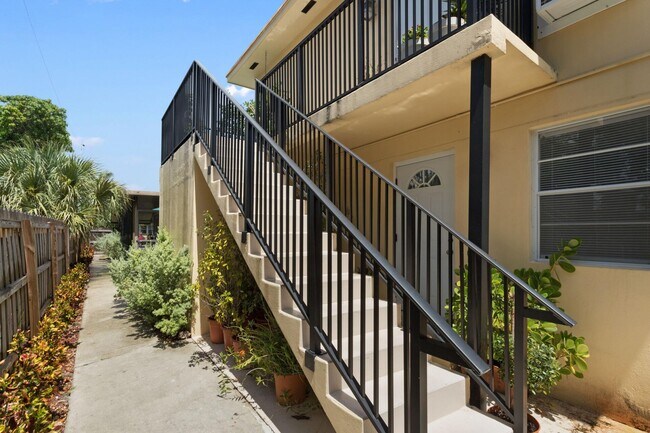 Building Photo - 216 Ocean Breeze