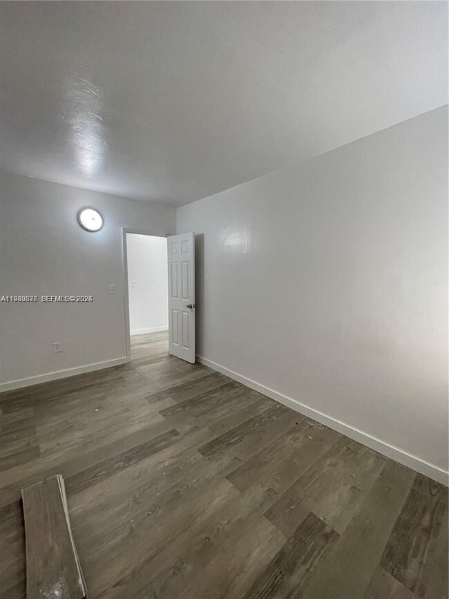 Building Photo - 7600 Dickens Ave