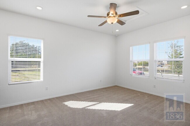 Building Photo - 106 Arbordale St