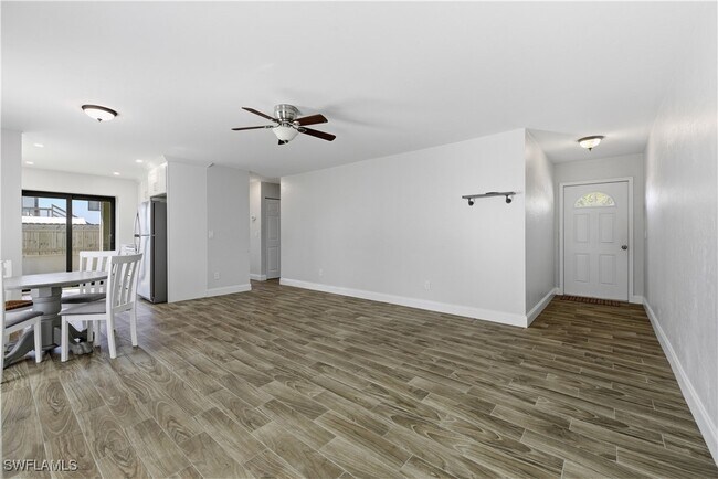 Building Photo - 27731 Arroyal Rd