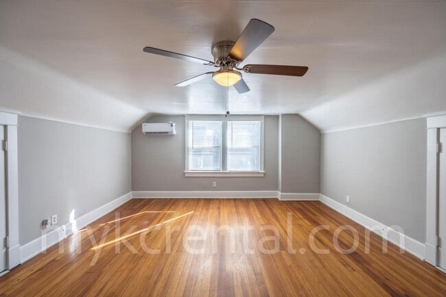 Primary Photo - 17 S 17th St