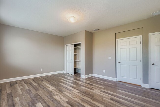Building Photo - This property leaves nothing behind