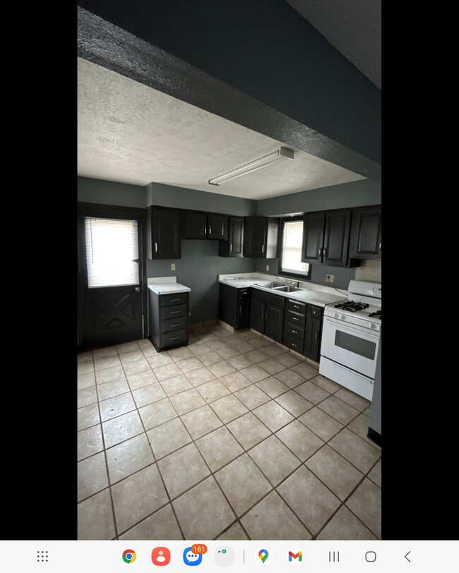 Building Photo - 602 Miriam Ave