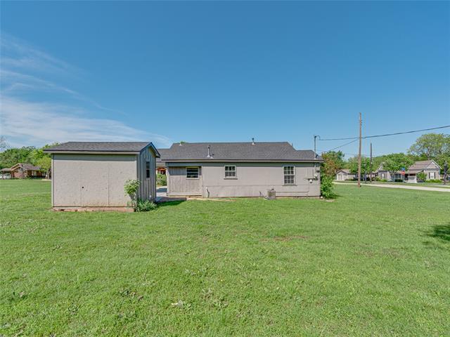 Building Photo - 416 N 8th St