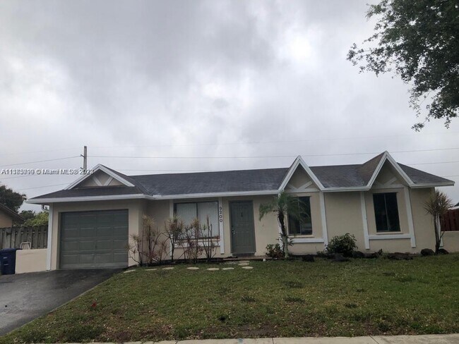 Building Photo - 9200 Andora Dr