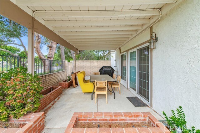 Building Photo - 4521 Green Tree Ln