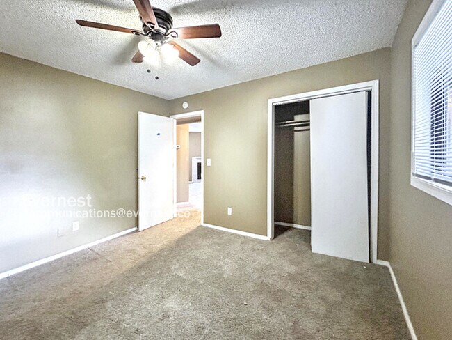 Building Photo - 1185 Mazatlan Cir