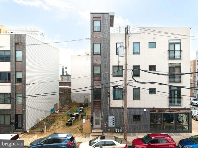 Building Photo - 847 N 16th St