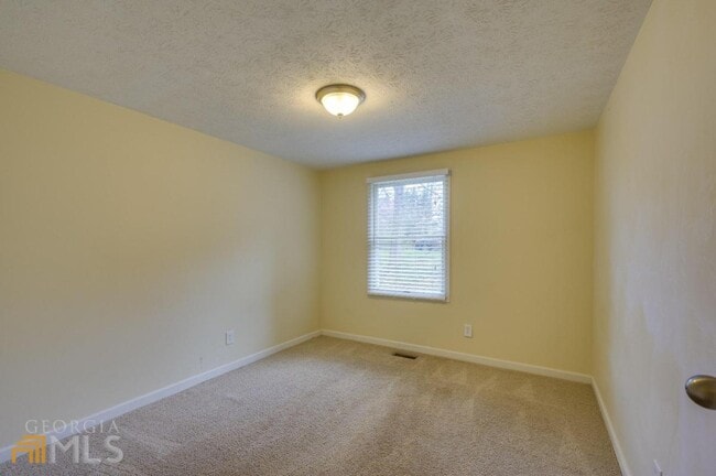 Building Photo - 2907 Oxford Way NW