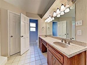 Building Photo - 22334 Unicorns Horn Ln
