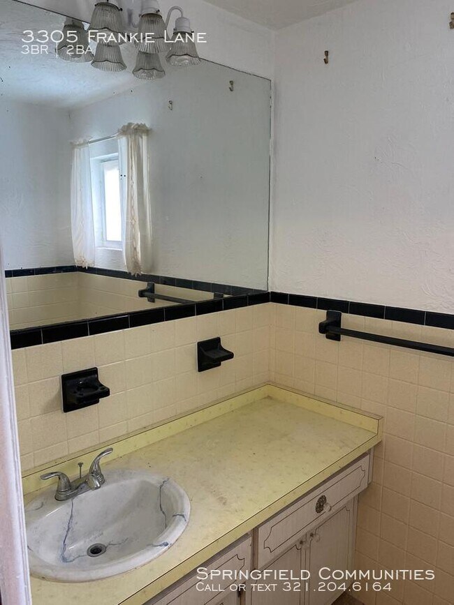 Building Photo - 3305 Frankie Ln