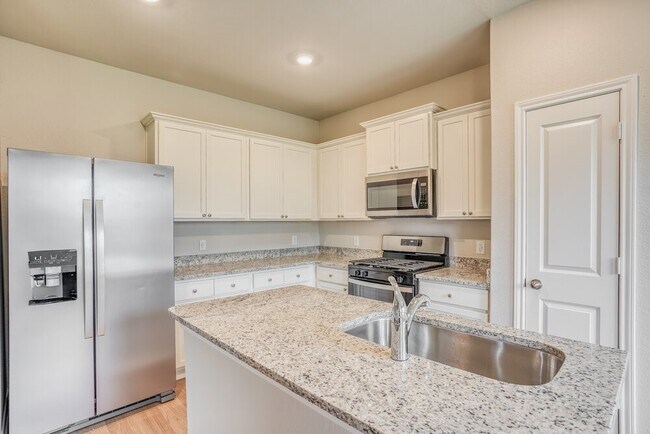Building Photo - 425 San Miguel Crk Dr
