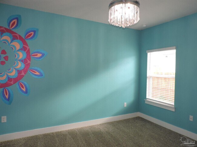 Building Photo - 10696 Davenport Lp