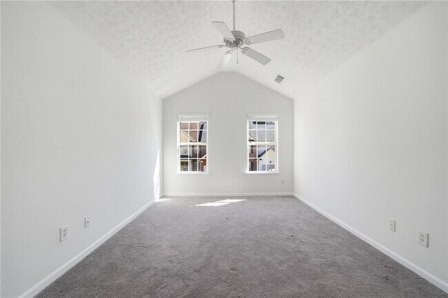 Building Photo - 2913 Greyhawk Ln