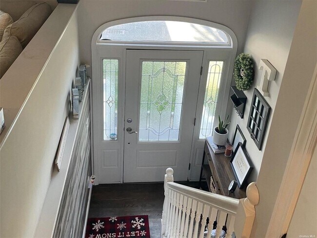 Building Photo - 1528 Carl Ave