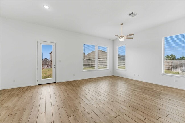 Building Photo - 7215 Mellow Gln Wy