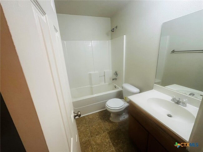 Building Photo - 503 Bermuda St