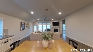 Building Photo - 9838 Kremmen Pl