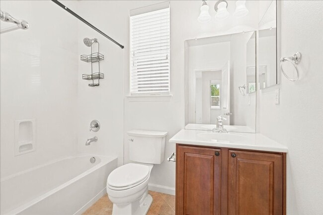 Building Photo - 3169 Parkham Dr