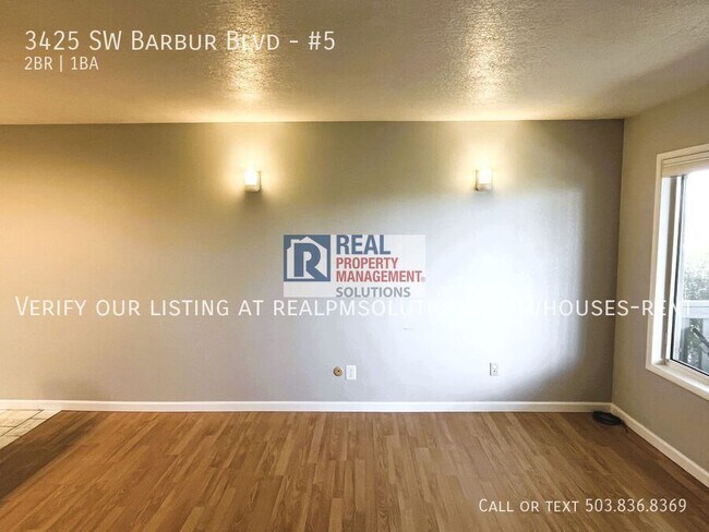 Building Photo - 3425 SW Barbur Blvd