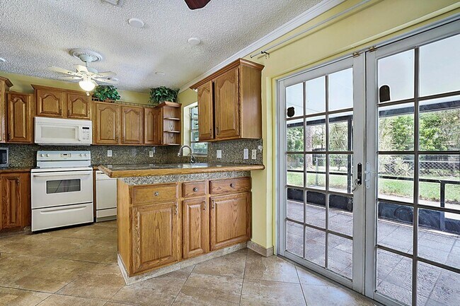 Building Photo - 2346 Caroma Ln