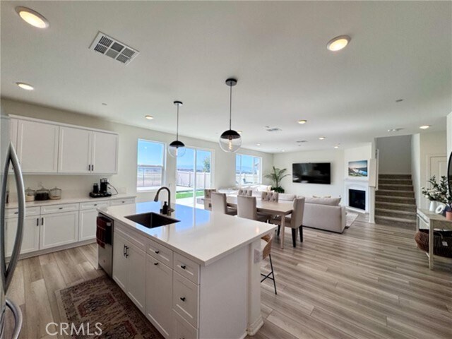 Building Photo - 36224 Owens Dr