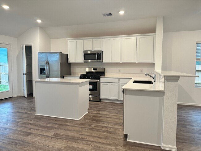 Building Photo - 5804 Knox Lndg Dr