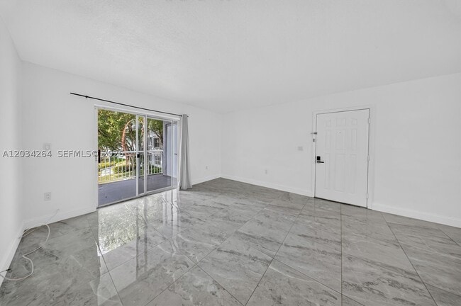 Building Photo - 8540 SW 212th St