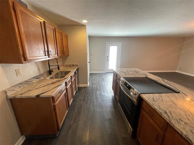 Building Photo - 407 Woodcrest Way