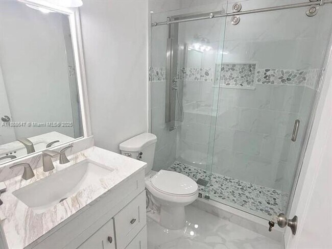 Building Photo - 14351 SW 133rd Ct