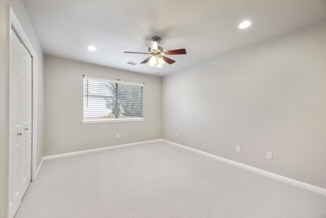 Building Photo - 7500 Shadowridge Run