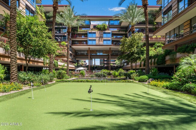 Building Photo - 7131 E Rancho Vista Dr