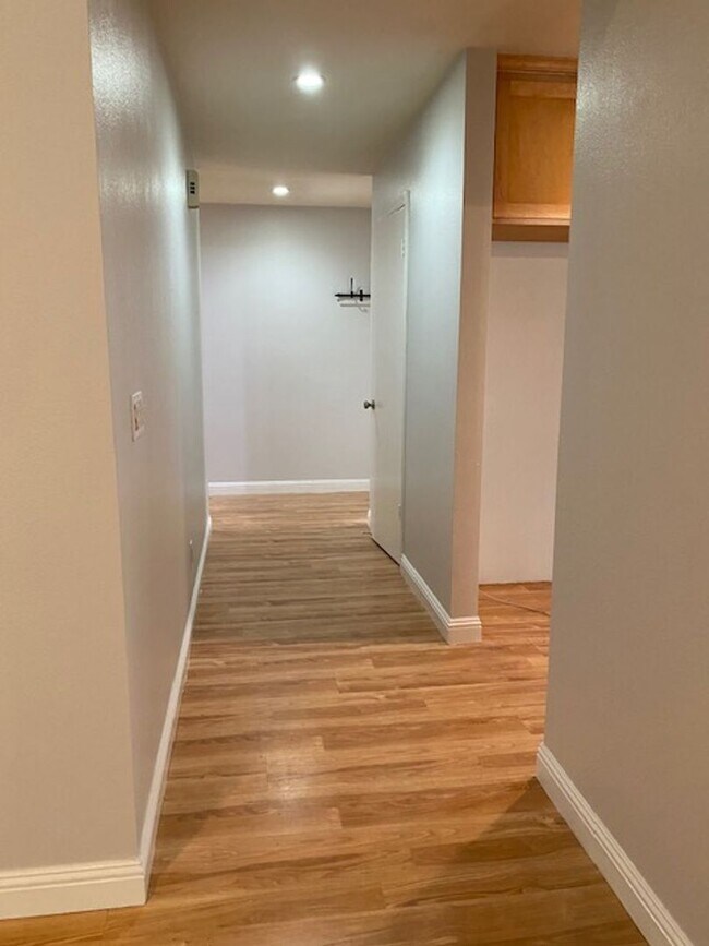 Building Photo - COMING SOON! Beautiful 2 Bedroom 2 Bath Co...