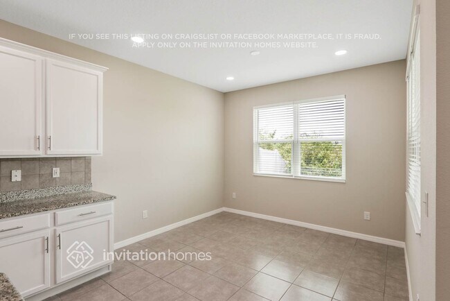 Building Photo - 10538 Medford Lakes Dr