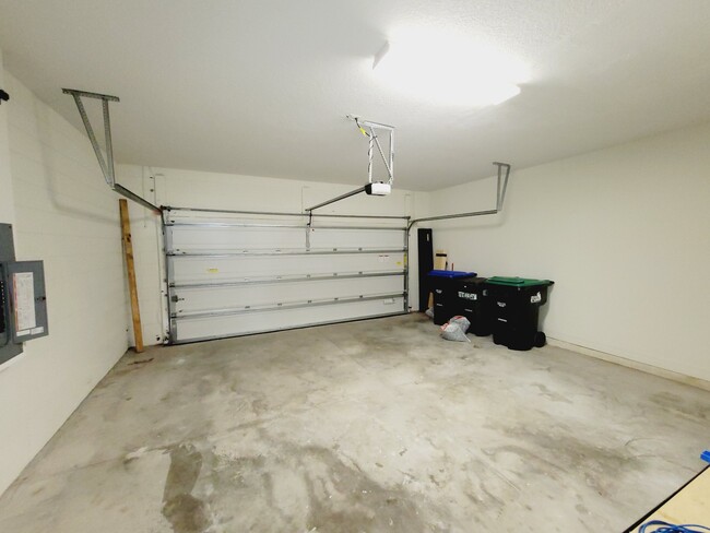 Building Photo - 11542 Acosta Ave