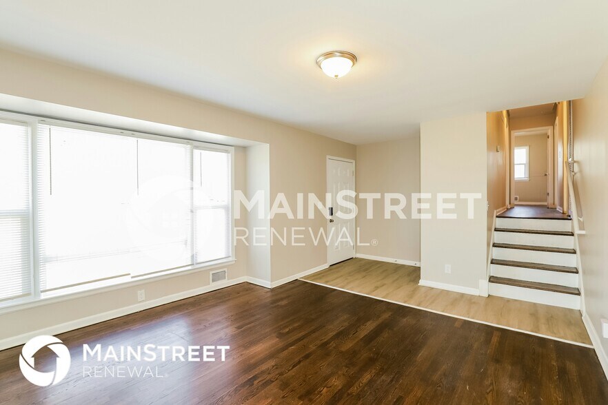 Building Photo - 6305 E 101st St