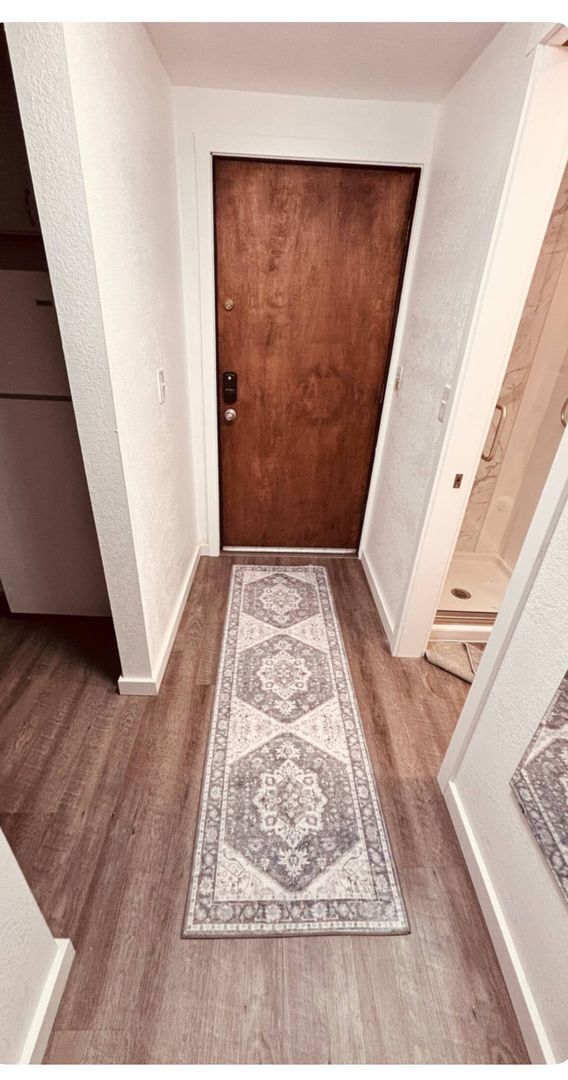 Building Photo - Cozy MIL with water views Camano Island with loft