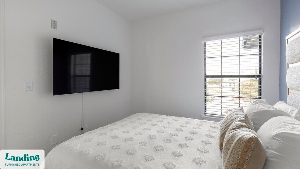 Building Photo - 9510 Westpark Dr