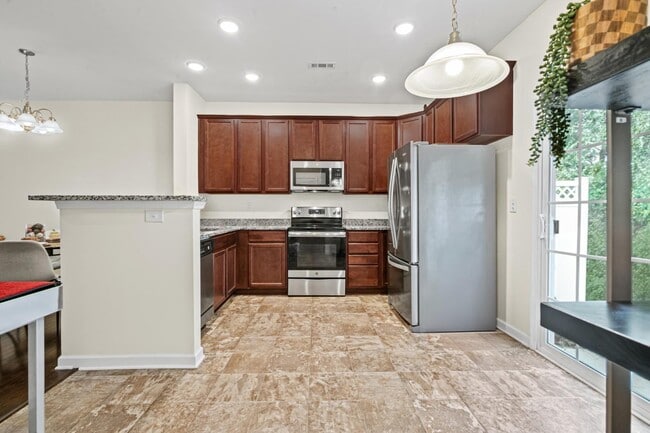 Building Photo - 13513 Browhill Ln