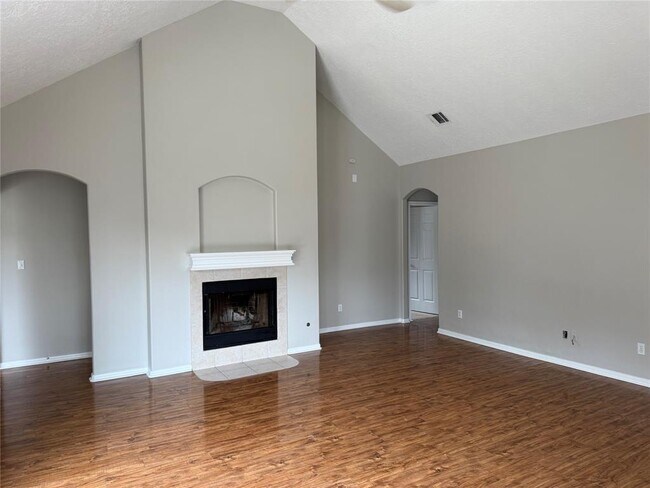 Building Photo - 23110 Oxbow Trail