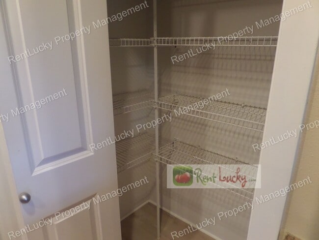 Building Photo - GREAT VIEWS! Lovely 2-Bedroom, 2 Bath Condo in Fantastic Fremont Area w/Garage Parking!!