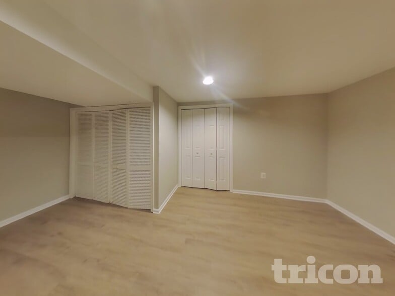 Building Photo - 2201 Grant Ct