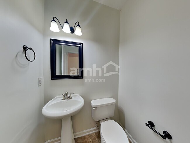 Building Photo - 2005 Brook Valley Run