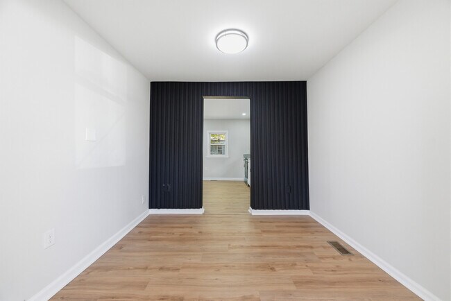 Building Photo - 961 17th St